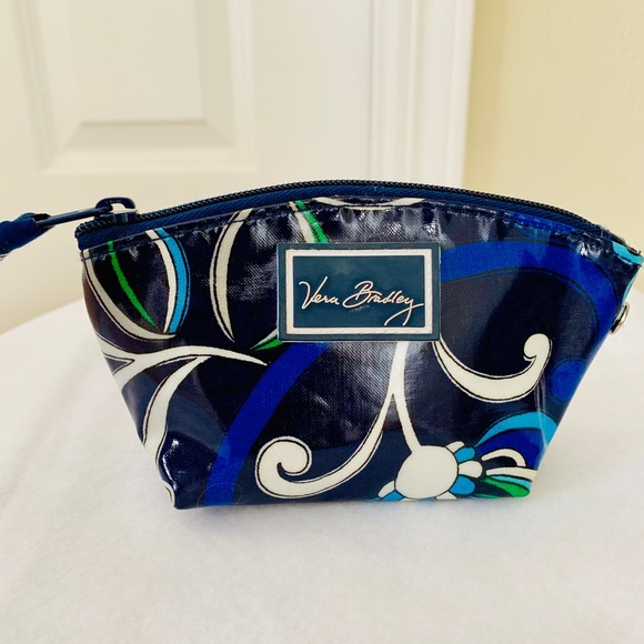 Vera Bradley Handbags - Vera Bradley Cosmetic Case